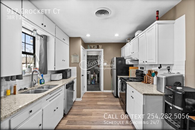 Building Photo - 917 Crockett Ct