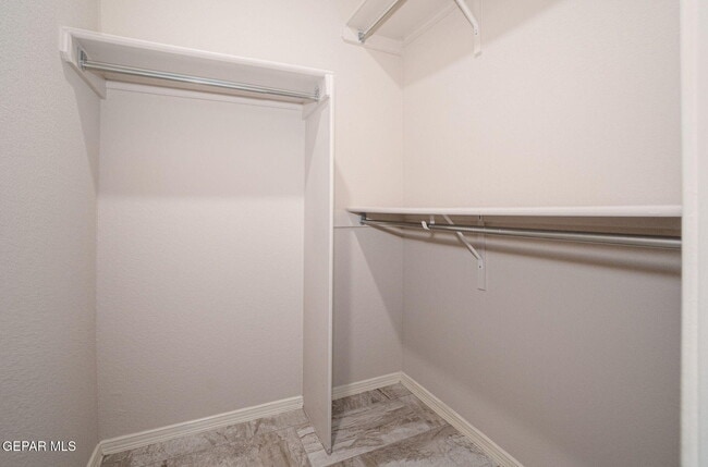 Building Photo - 11140 Catherine Slutter Ln