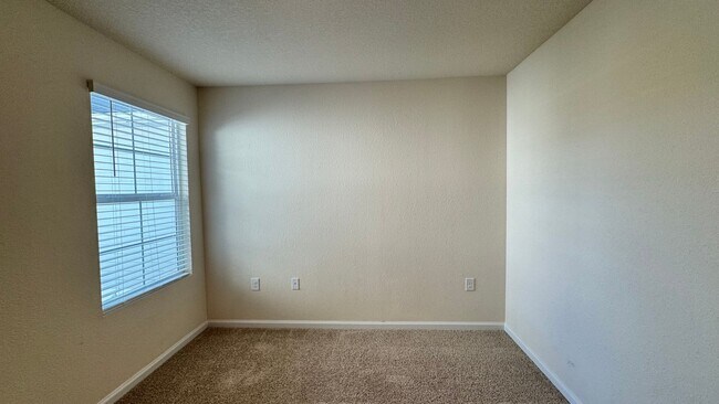 Building Photo - St. Johns County Townhome || Screened in Lanai || Resort Style Amenities