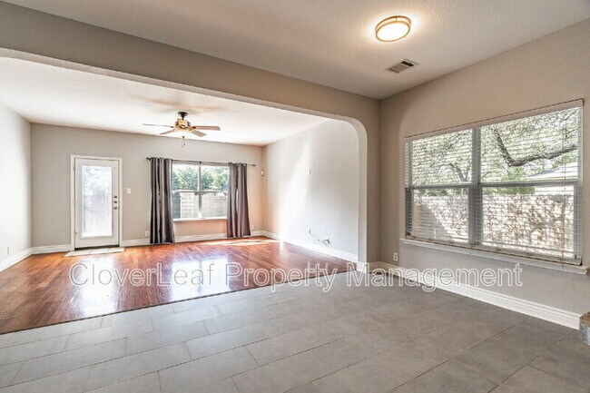 Building Photo - 106 Red Willow
