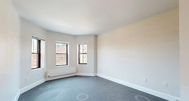 Building Photo - 833-835 Beacon St. Unit 5B