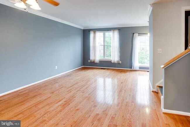 Building Photo - 938 Herons Run Ln