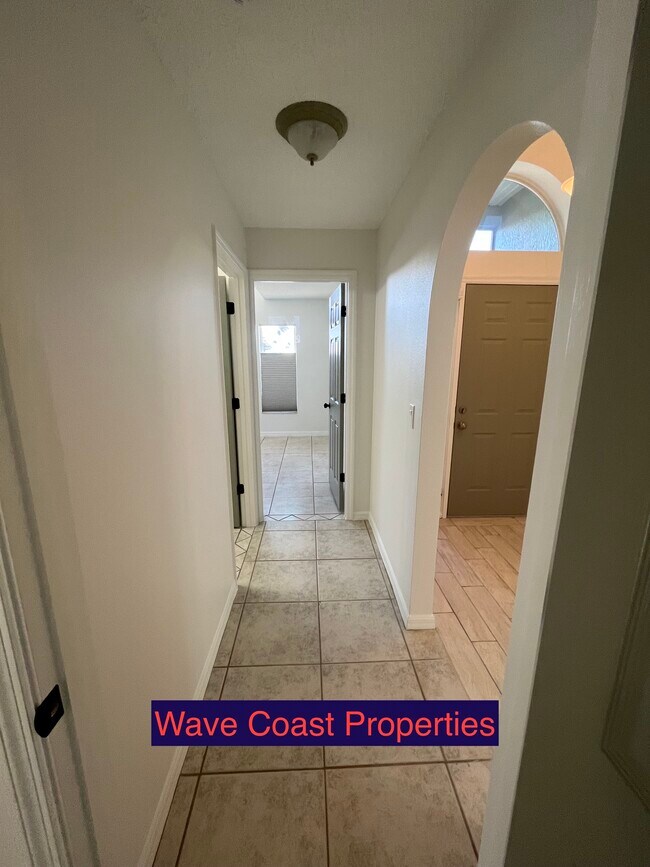 Hallway - 8593 Winder Way