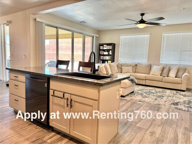 Building Photo - Newer 4 Bedroom 3 Bathroom Home With Solar...