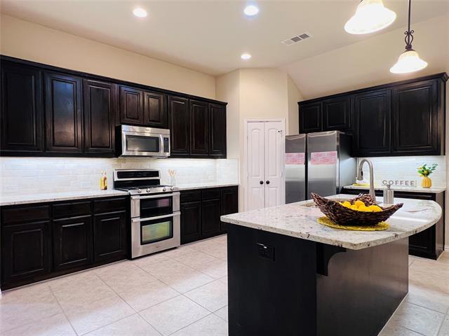 Building Photo - 409 Spring Creek Drive