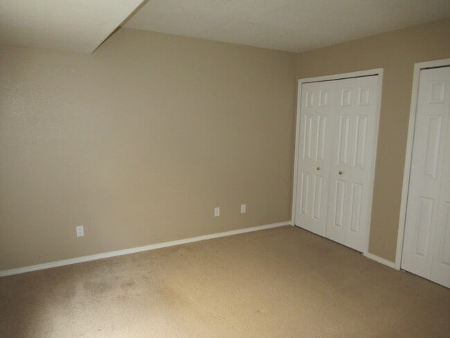 Building Photo - 1918 Bristlecone Dr