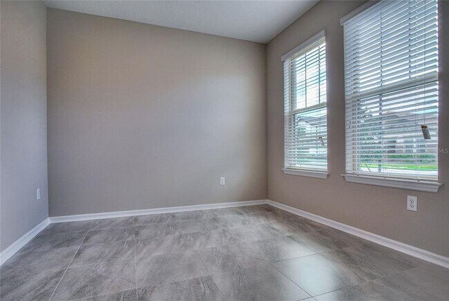 Building Photo - 4923 Rolling Greene Dr