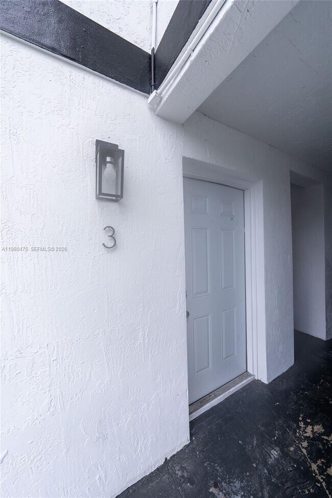 Building Photo - 3417 NW 22nd Ave