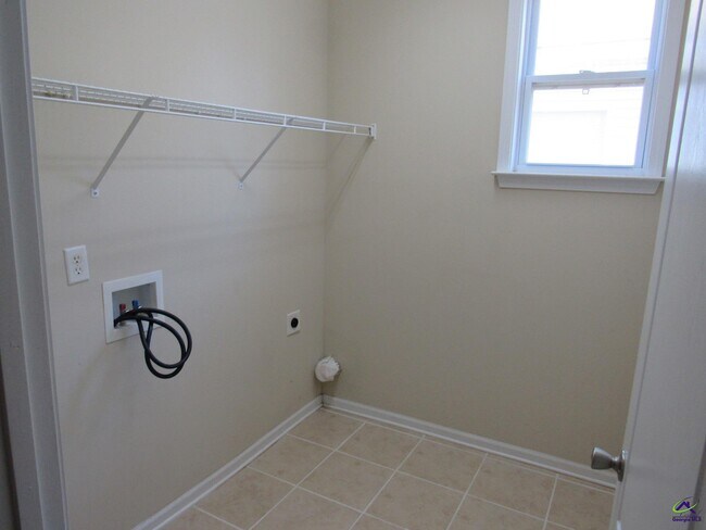 Building Photo - 106 Dennard Dr