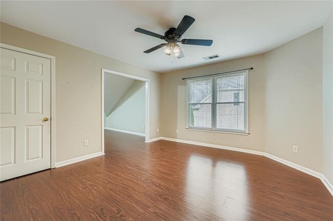 Building Photo - 5155 Courton St