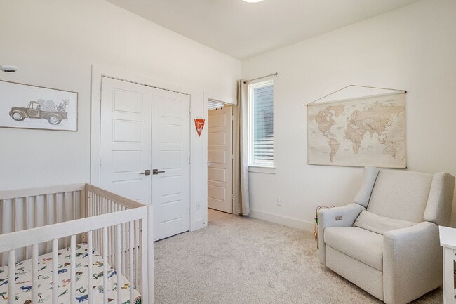 Building Photo - Newly Constructed Townhome Just Steps Off ...