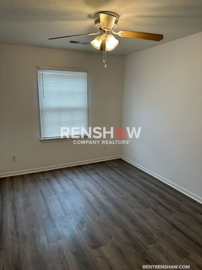 Classic 3/2.5 Condominium In Bartlett Now 5431 Burton Church Cove Memphis TN 38134