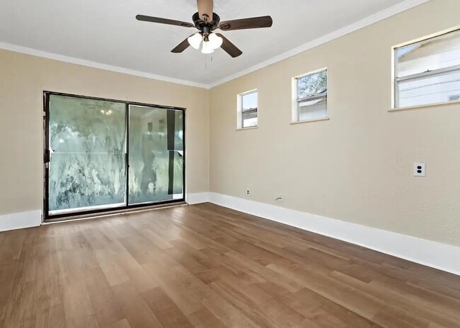 Building Photo - 5470 Spencer Dr