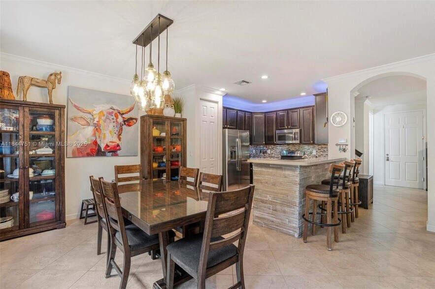 Building Photo - 12125 Vaquero Trails Dr