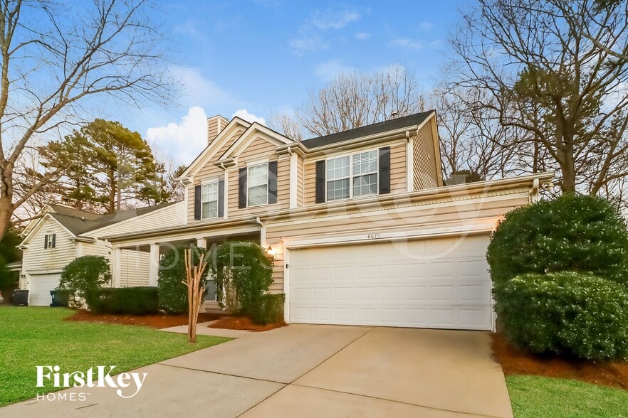 Building Photo - 8675 Brook Glen Ln