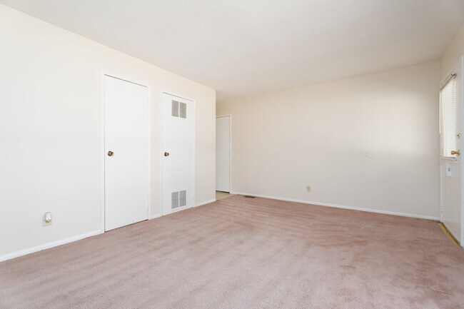 Building Photo - 2248 Boarman Dr