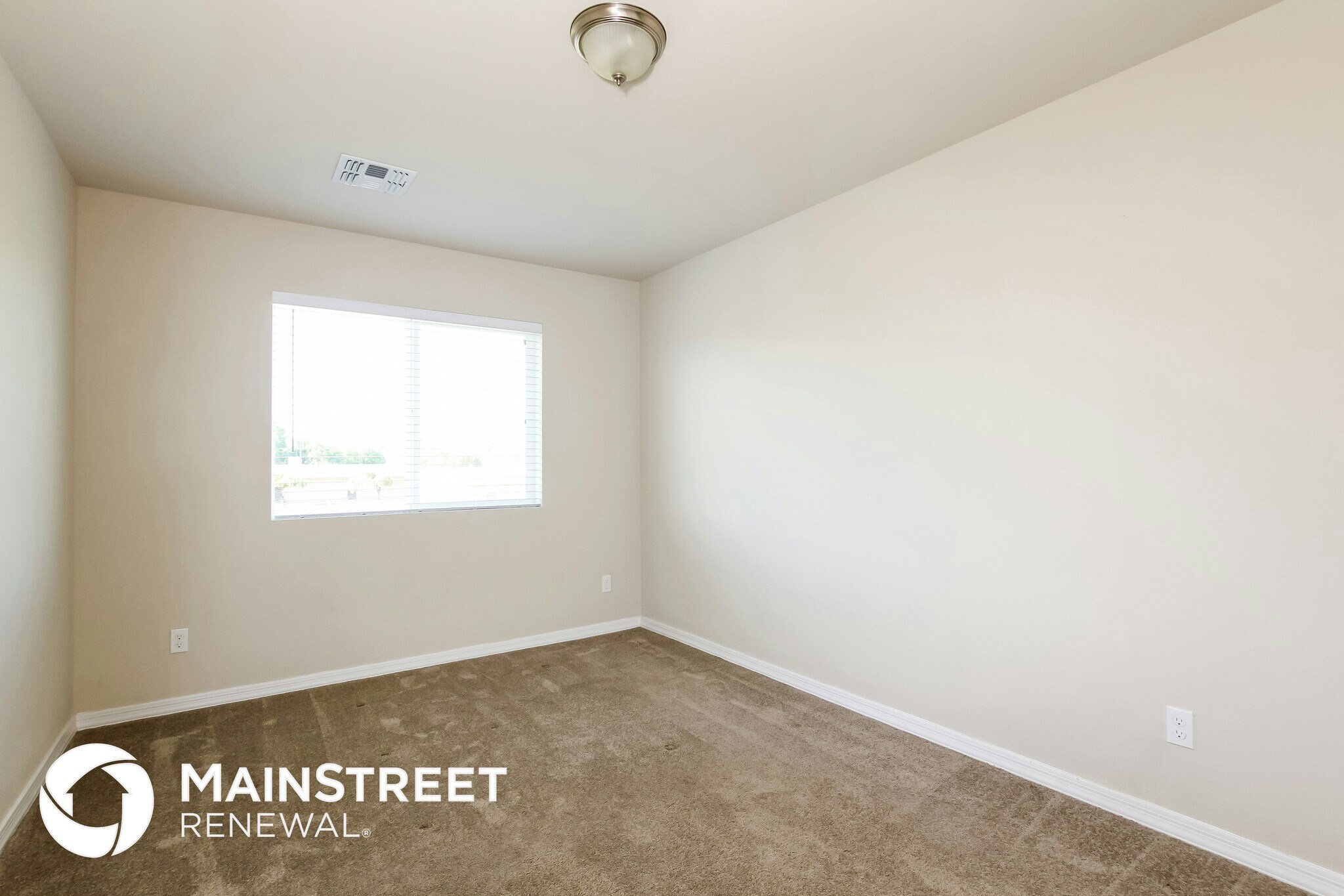 Building Photo - 2000 N 36th St