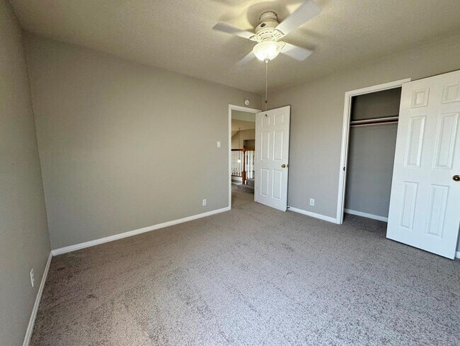 Building Photo - 5844 Back Bay Ln