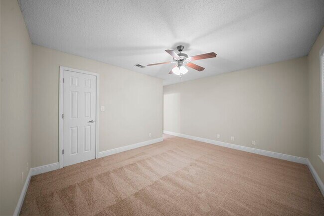 Building Photo - 4208 Santa Fe Pkwy