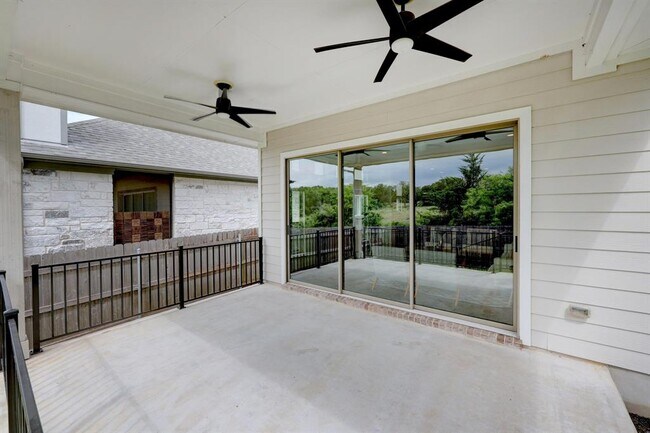 Building Photo - 16905 Adoro Dr