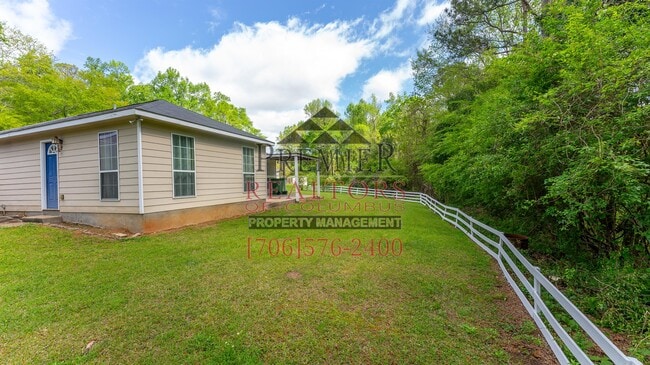 Building Photo - 1740 Doerun Dr