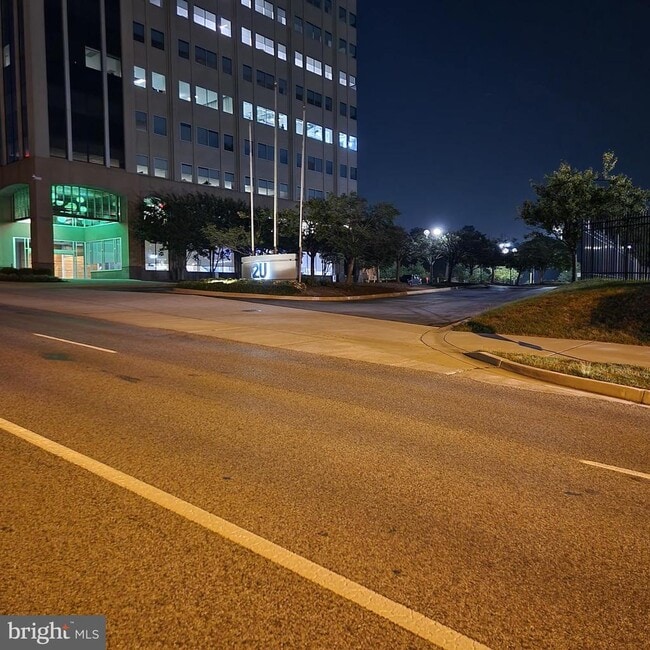 Building Photo - 4126 Hanson Oaks Dr