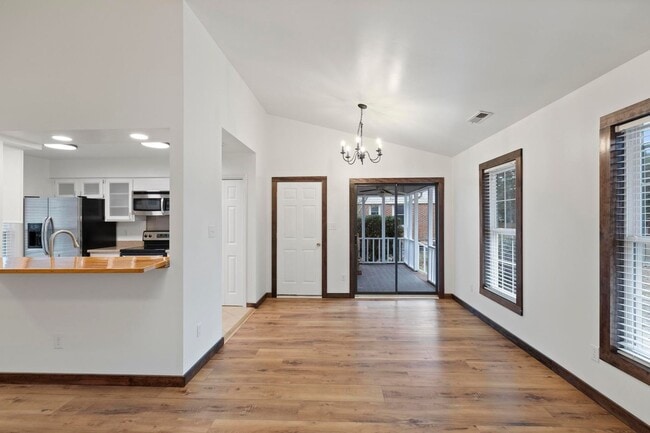 Building Photo - 617 Fitzgerald Dr