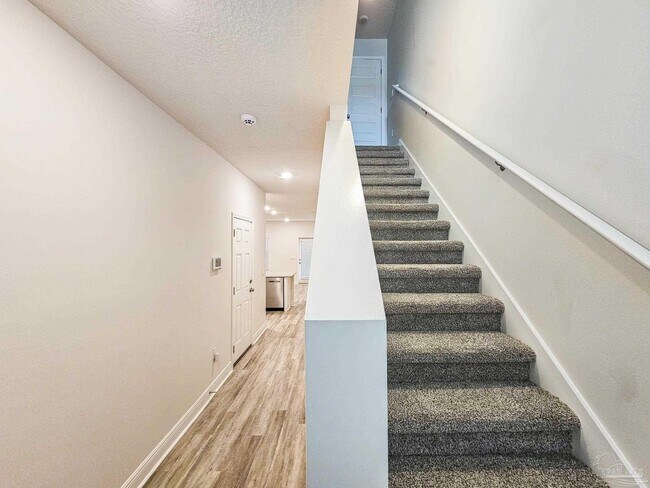 Building Photo - 1211 Fairchild Vlg Dr