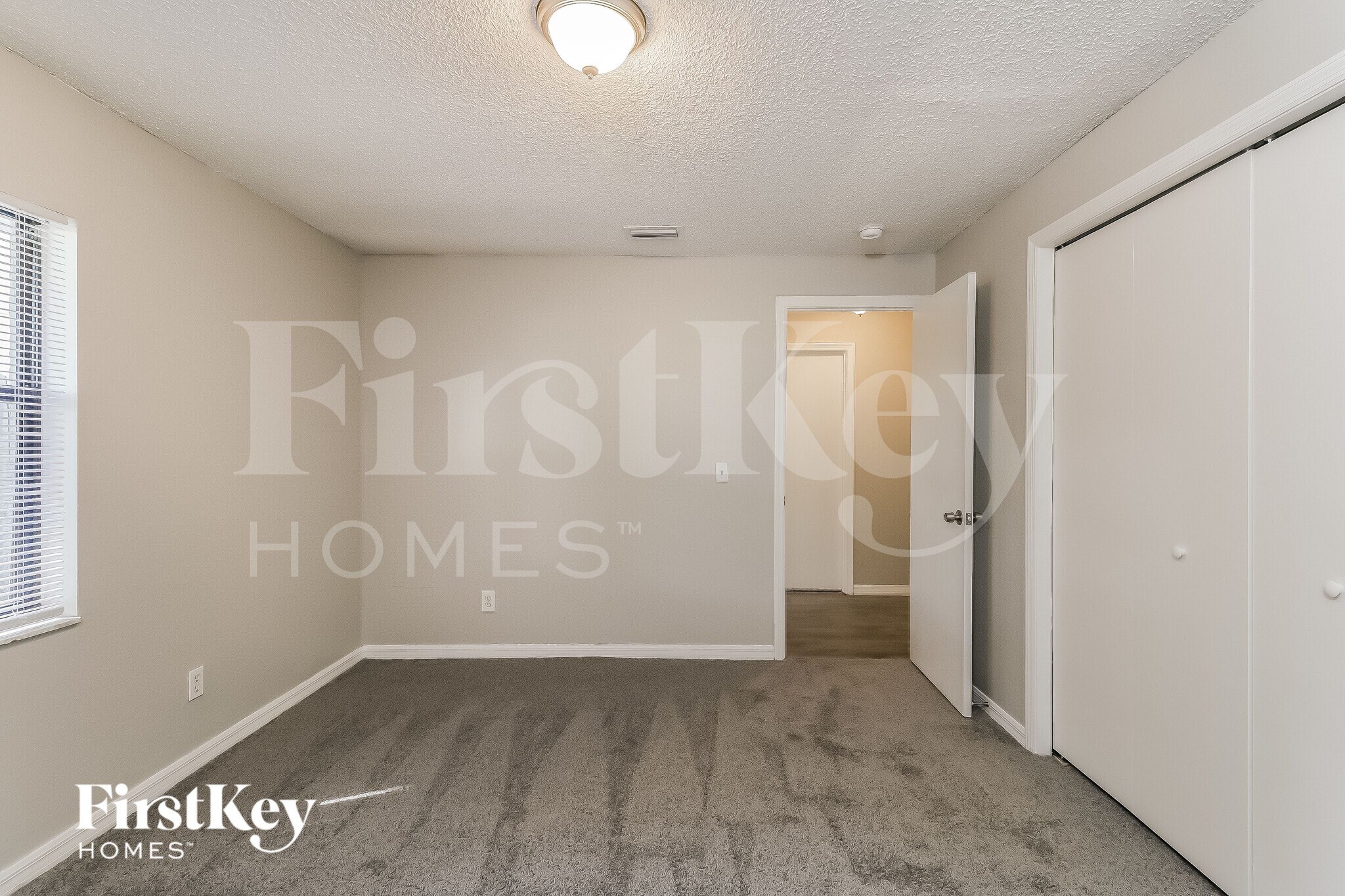 Building Photo - 2330 Eastmeadows Ct