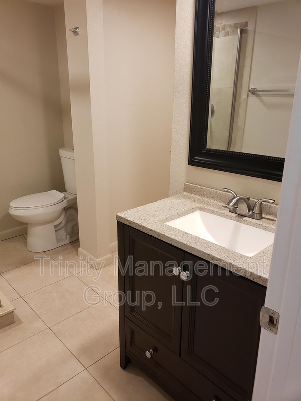 Building Photo - 5205 Drift Tide Dr