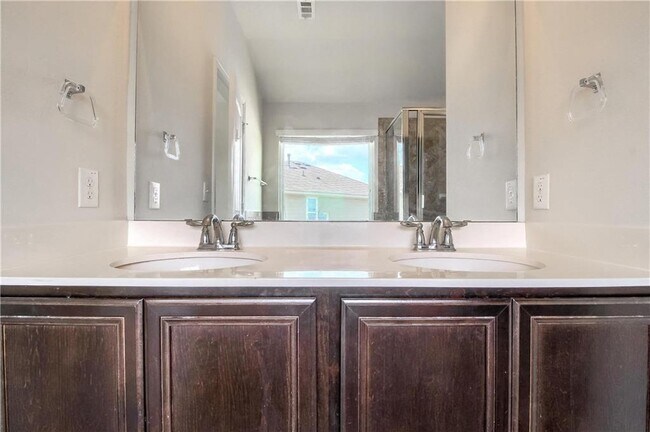 Building Photo - 2014 Barker House Cv