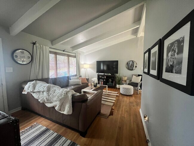 Building Photo - 5411 W 76th St