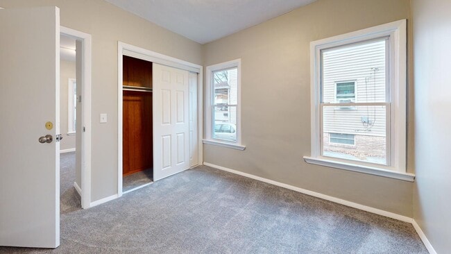 Building Photo - Jefferson Area - 3 Bedroom Single Family Home (between Lorain and Triskett)