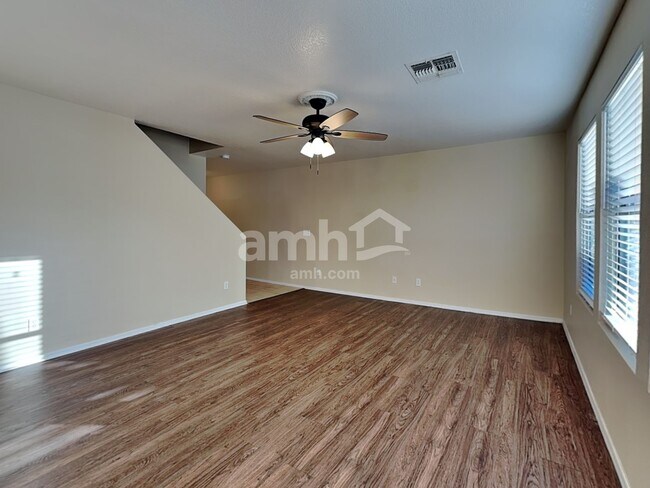 Building Photo - 2205 E 35th Ave