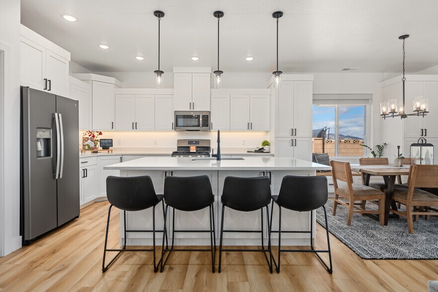 Building Photo - 4420 W 300 N