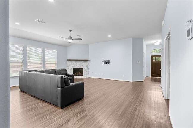 Building Photo - 18010 Wagstaff Wy