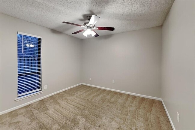 Building Photo - 2330 Post Creek Ct