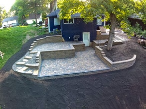 Building Photo - 9508 North Shore Trail North