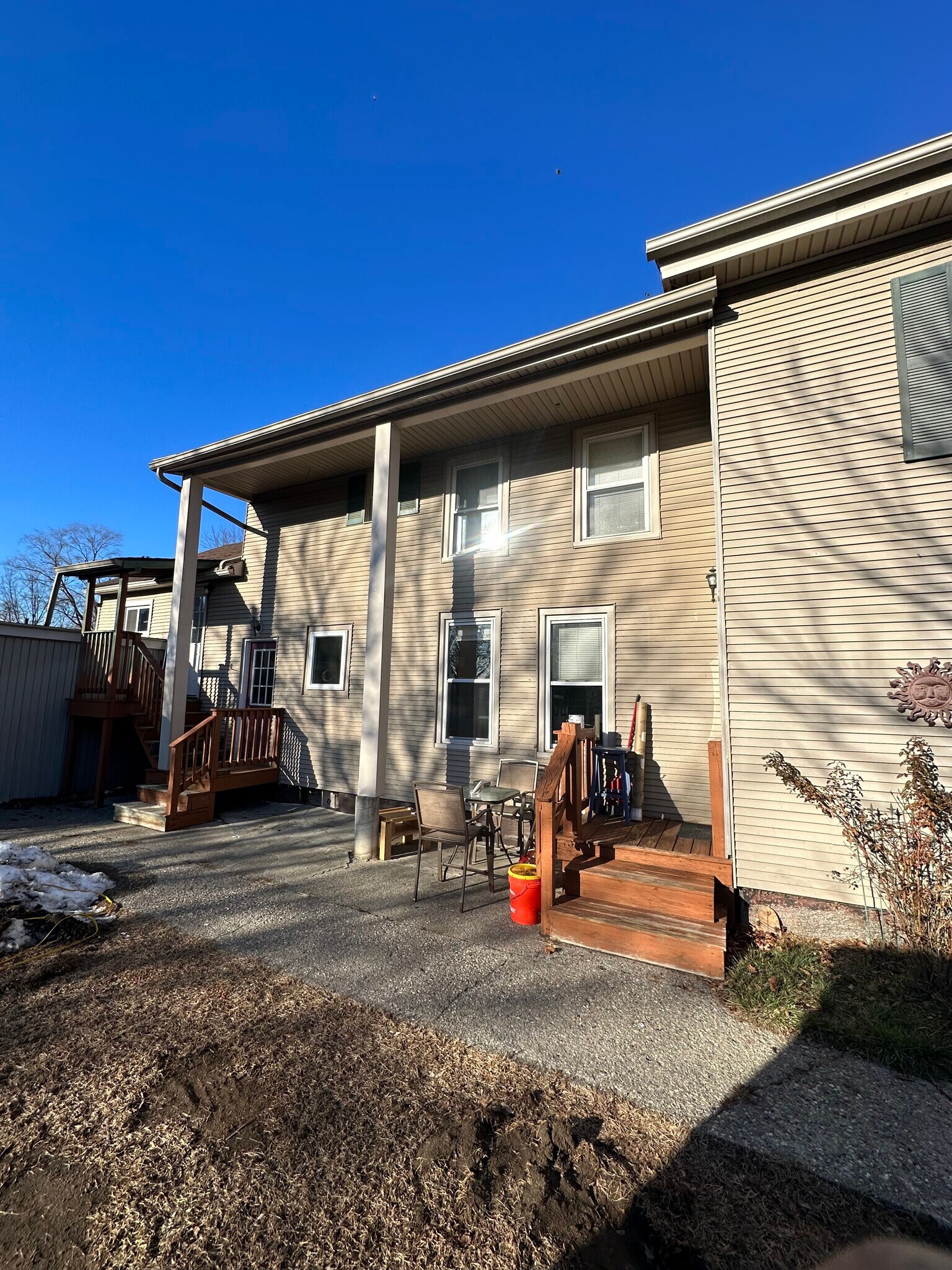 Building Photo - 4 Shepard St