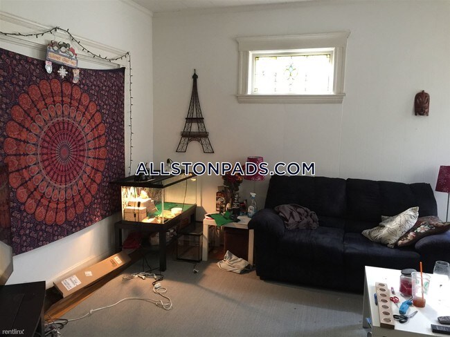 Building Photo - 50 Brainerd Rd