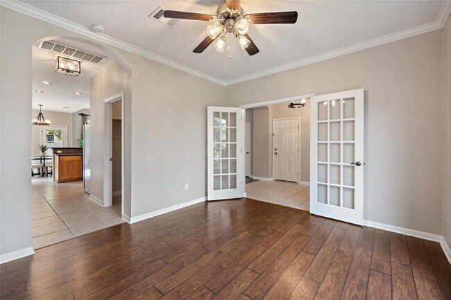 Building Photo - 11121 Sandstone Trail