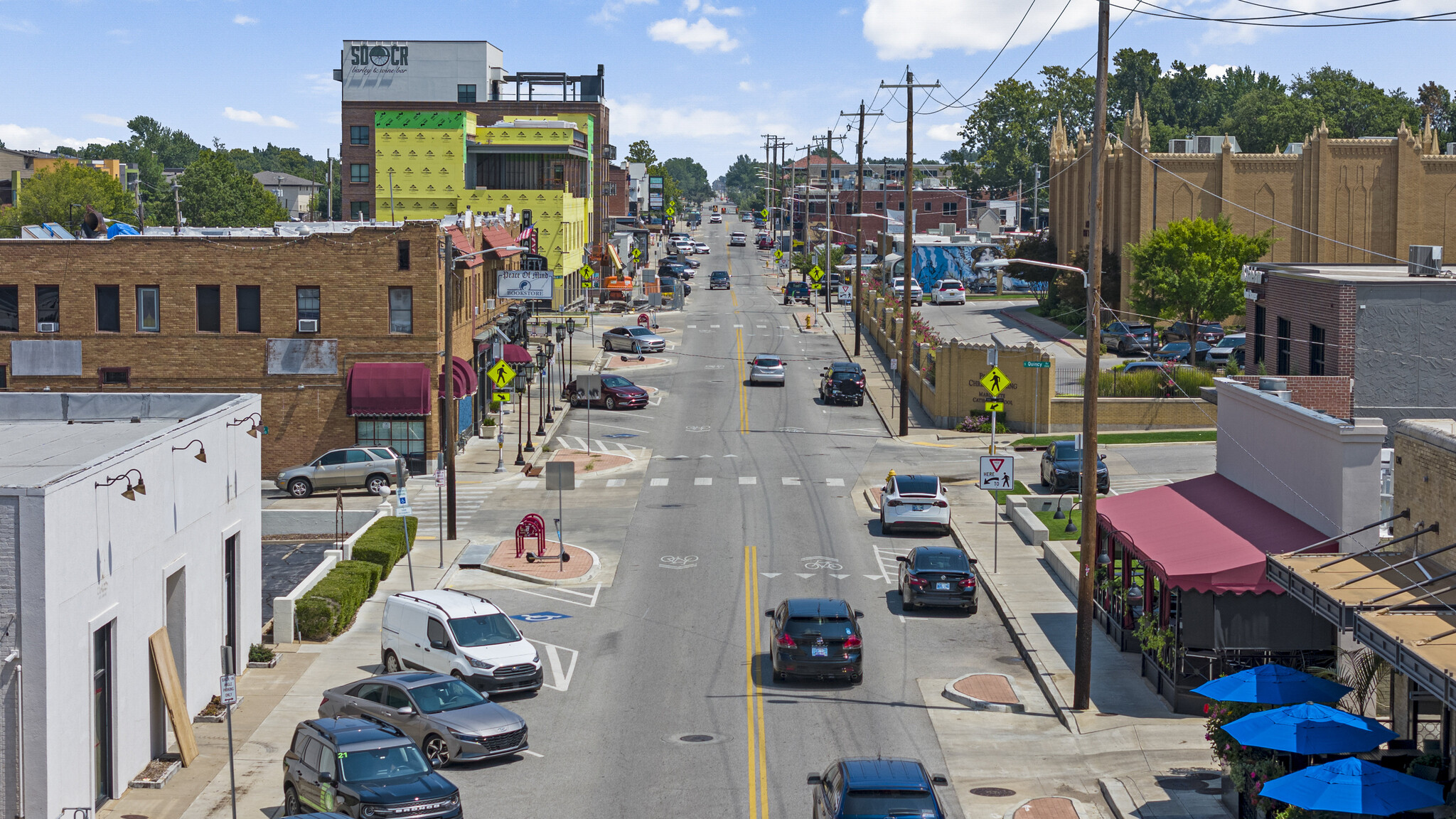 Building Photo - 1428 S Quincy Ave