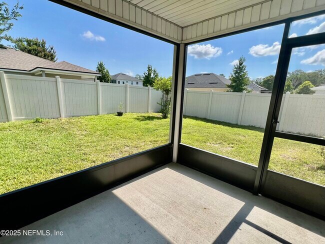 Building Photo - 12598 Itani Wy