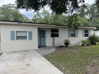 Building Photo - 10615 Biscayne Blvd