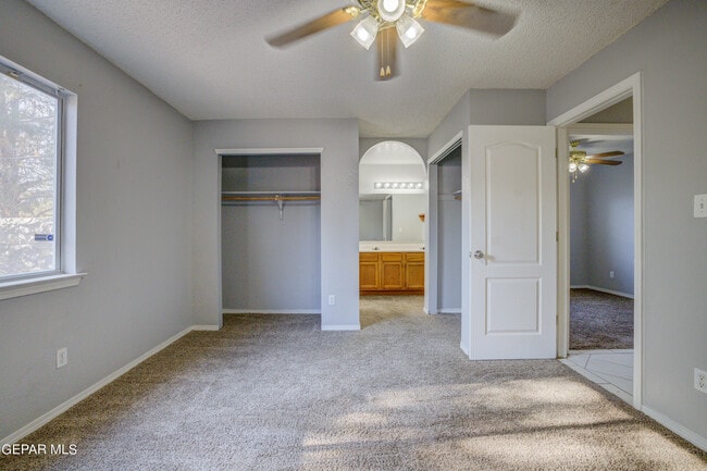 Building Photo - 3404 Rosinie Rose Pl