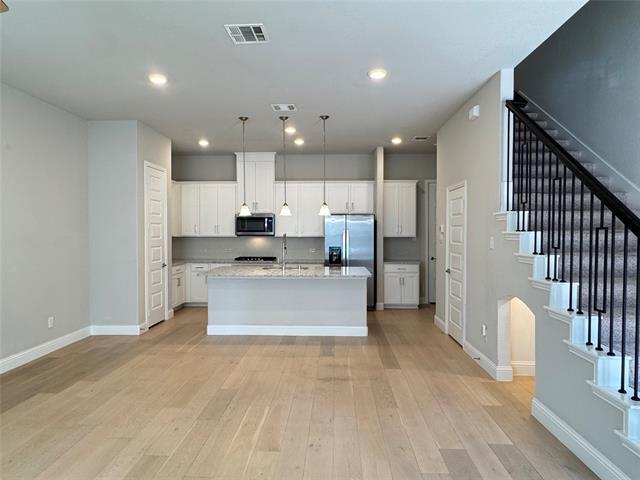 Building Photo - 4425 Benton Ln