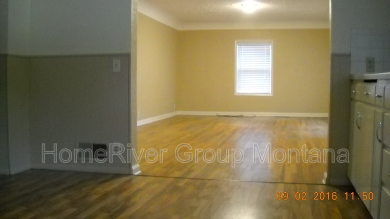 Building Photo - 885 Speedway Ave