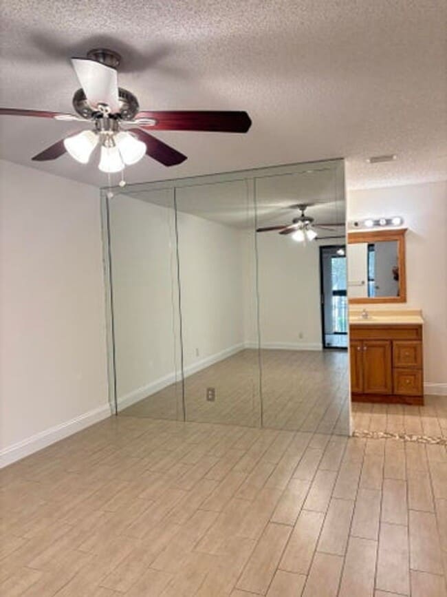 Building Photo - 3529 NW 35th St