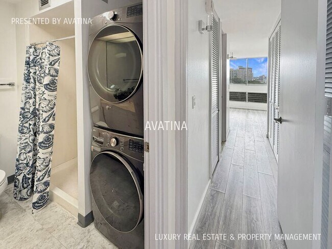 Building Photo - 1212 Punahou St