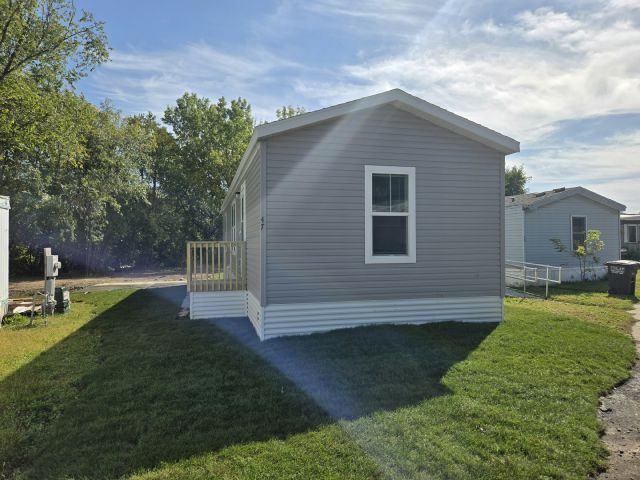 Building Photo - 47 Wood Dr